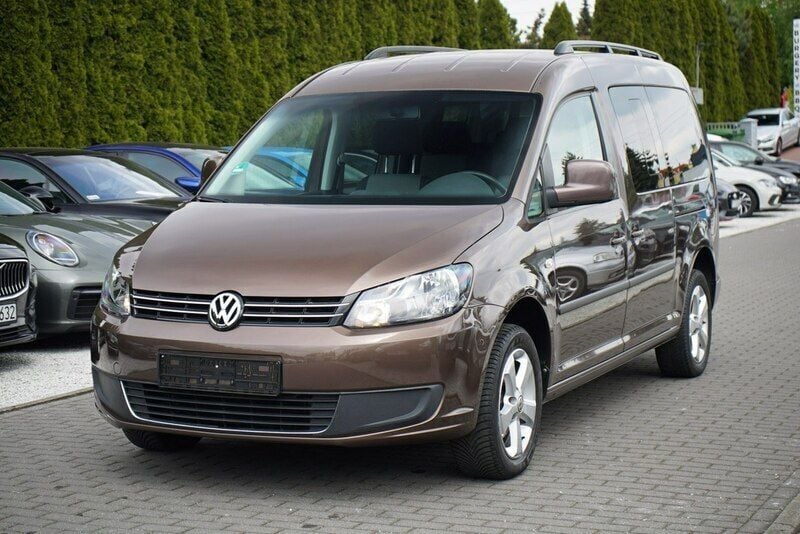 Używany VW Caddy 102 KM (75 kW) 2012 Brązowy (metalik) Minivan