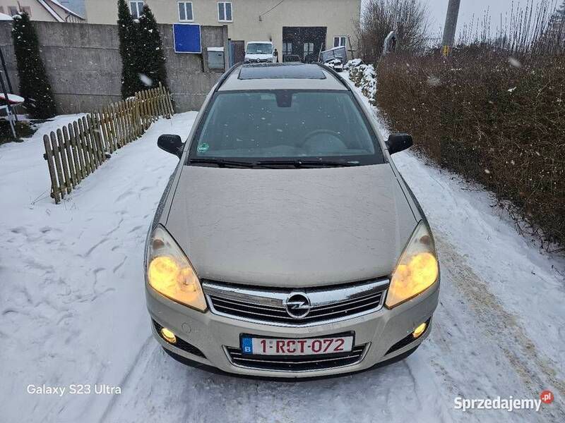 Używany 2007 Opel Astra Sport Kombi | 10 900 zł (Uczciwa cena) - Obraz 1/4