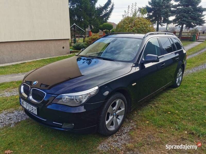 Czarny Używany 2009 BMW 525 Kombi | 42 000 zł - Obraz 1/4