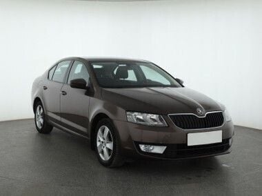 Brązowy Używany 2015 Skoda Octavia Hatchback | 37 999 zł (Dobra cena) - Obraz 1/4