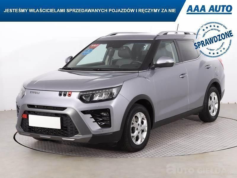 Używany Ssangyong (KGM) Tivoli 163 KM (119 kW) 2023 Szary SUV