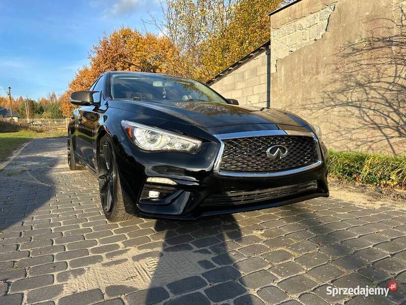 Używany Infiniti Q50 2018 Czarny Sedan/Limuzyna