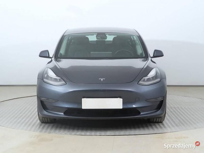 Szary Używany 2020 Tesla Model 3 Long Range AWD Sedan/Limuzyna | 118 500 zł - Obraz 1/4