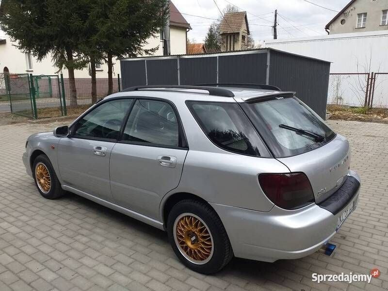 Srebrny Używany 2001 Subaru Impreza Kombi | 9500 zł (Dobra cena) - Obraz 1/4