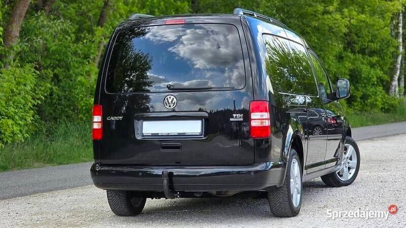Czarny Używany 2014 VW Caddy Maxi Minivan | 39 900 zł - Obraz 1/4
