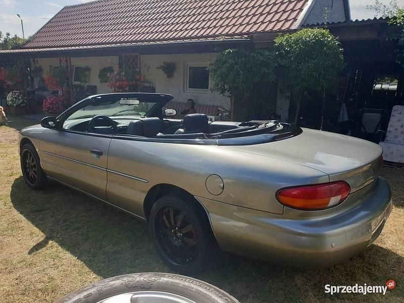 Szary Używany 1998 Chrysler Stratus Kabriolet | 9500 zł - Obraz 1/4