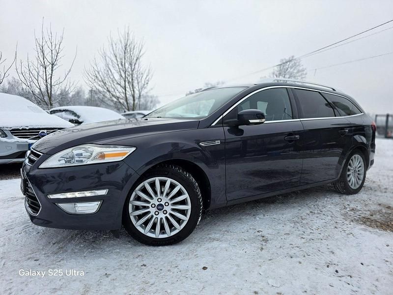 Używany Ford Mondeo 115 KM (84 kW) 2012 Inny (metalik, perła) Kombi