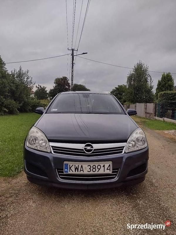 Używany Opel Astra 2008 Sedan/Limuzyna
