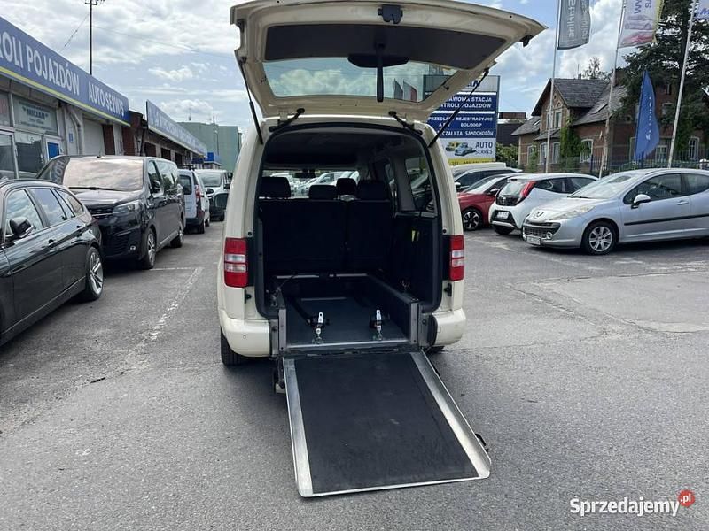 Beżowy Używany 2013 VW Caddy Minivan | 37 000 zł - Obraz 1/4