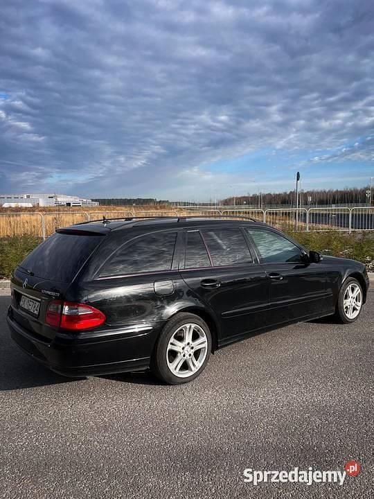 Używany Mercedes E200 2007