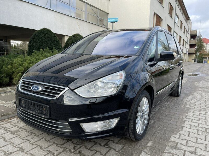 Czarny Używany 2013 Ford Galaxy Minivan | 31 900 zł (Super Cena) - Obraz 1/4
