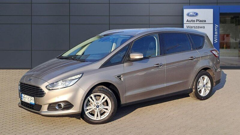 Beżowy Używany 2017 Ford S-MAX Trend Minivan | 109 900 zł - Obraz 1/4