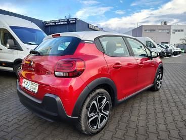 Używany Citroën C3 PureTech 83 KM (61 kW) 2024 Czerwony Hatchback