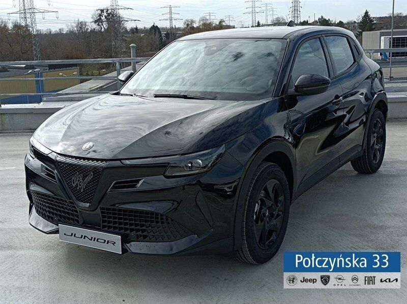 Czarny (metalik) Nowe 2025 Alfa Romeo Junior Hatchback | 127 890 zł - Obraz 1/4