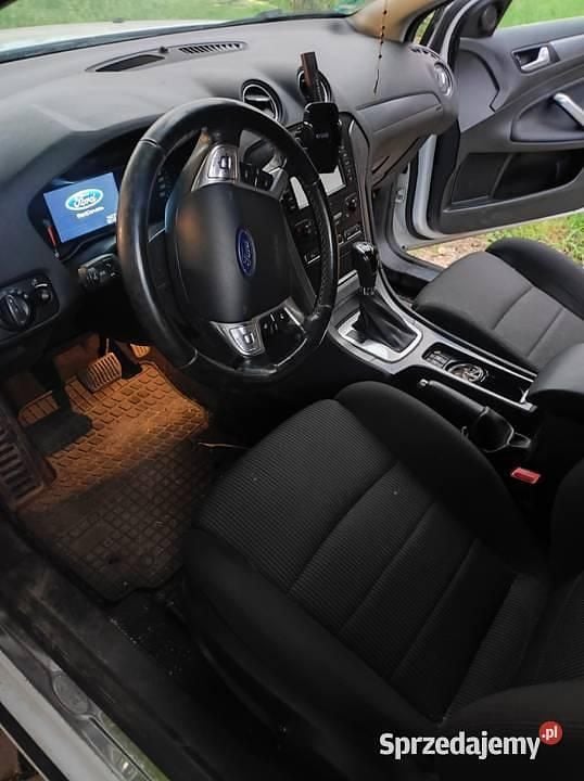 Używany Ford Mondeo 2014 Biały Kombi