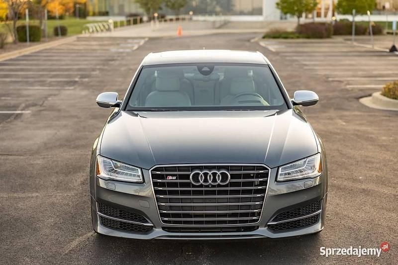 Szary Używany 2017 Audi V8 Comfort Sedan/Limuzyna | 265 000 zł - Obraz 1/4