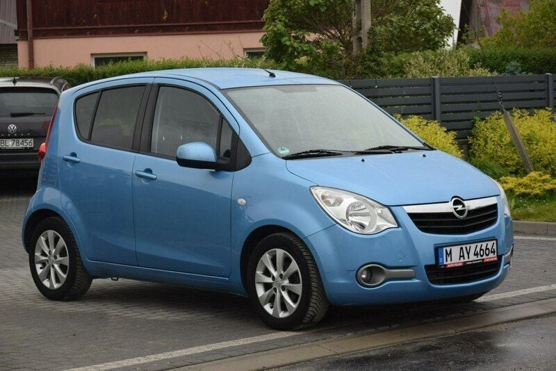 Niebieski (metalik) Używany 2014 Opel Agila Hatchback | 29 900 zł - Obraz 1/4