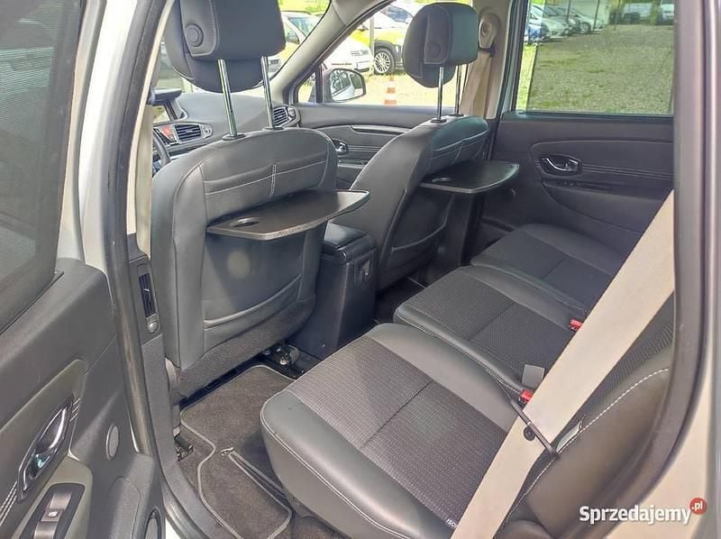 Używany 2011 Renault Scénic III Bose Edition Minivan | 24 800 zł (Uczciwa cena) - Obraz 1/4