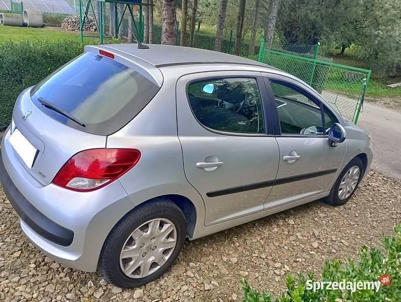 Używany 2010 Peugeot 207 | 10 900 zł (Uczciwa cena) - Obraz 1/4