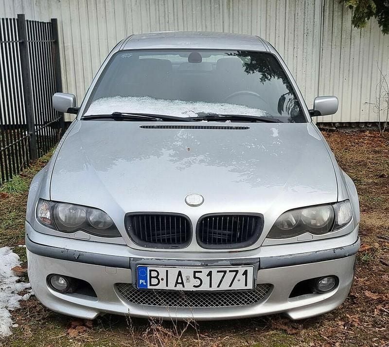 Szary Używany 2003 BMW 320 Sedan/Limuzyna | 4900 zł (Uczciwa cena) - Obraz 1/4