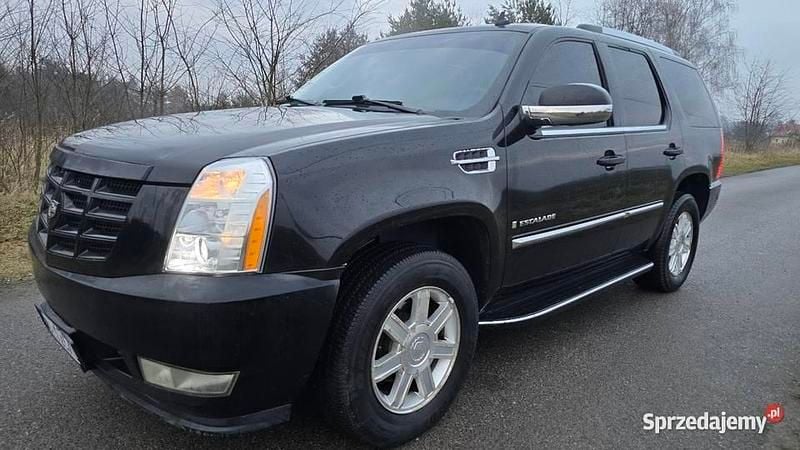 Używany Cadillac Escalade 2008 Czarny SUV