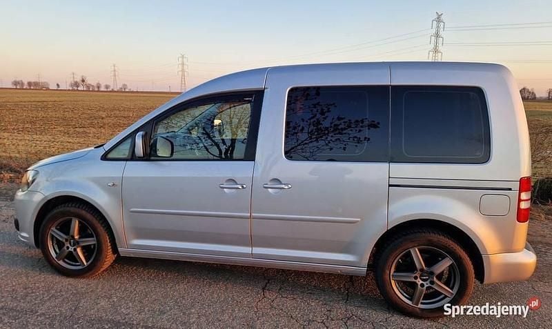 Używany VW Caddy 2014 Srebrny Minivan