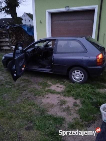 Używany Mazda 323 1997 Grafitowy Hatchback