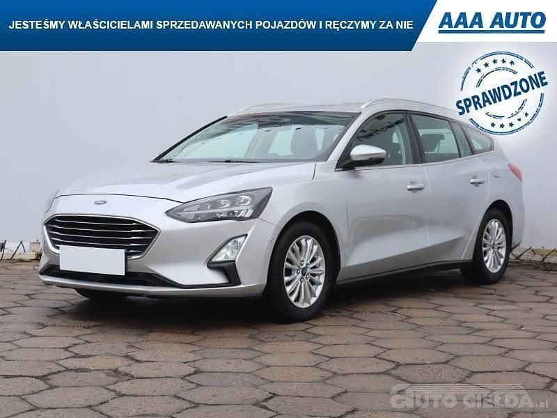 Używany Ford Focus 2020 Srebrny