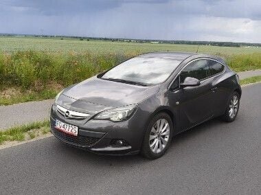 Szary Używany 2012 Opel Astra GTC Coupe | 29 999 zł (Uczciwa cena) - Obraz 1/4