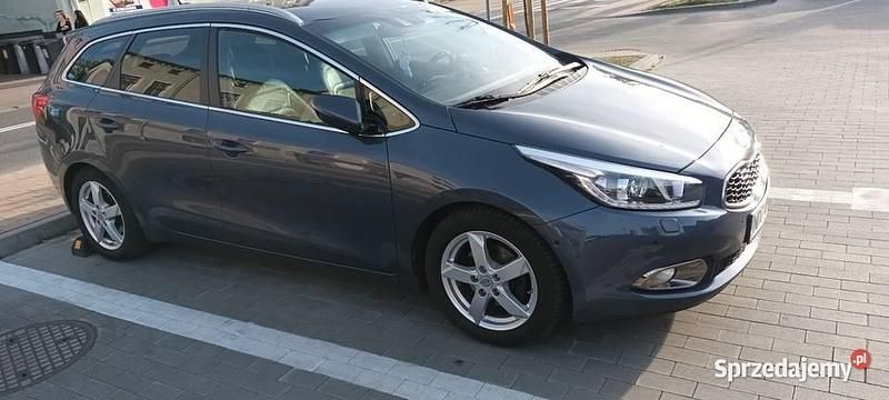 Grafitowy Używany 2012 Kia Ceed Sedan/Limuzyna | 30 500 zł (Drogi) - Obraz 1/4