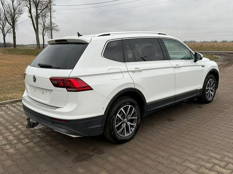 Używany VW Tiguan Allspace Highline 150 KM (110 kW) 2018 Biały (metalik) SUV