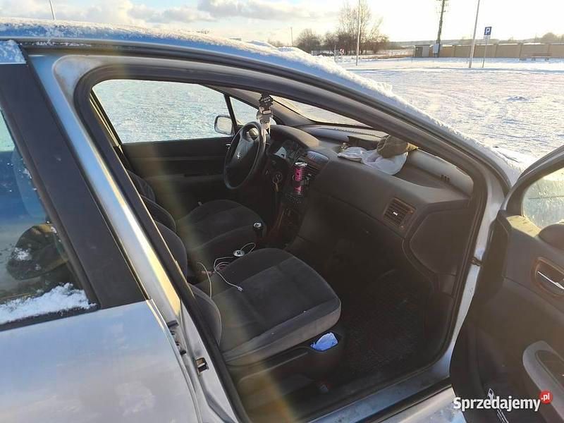 Używany Peugeot 307 2001 Srebrny Hatchback