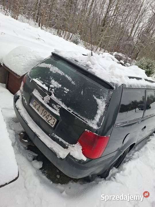 Używany VW Passat 1997 Zielony Kombi