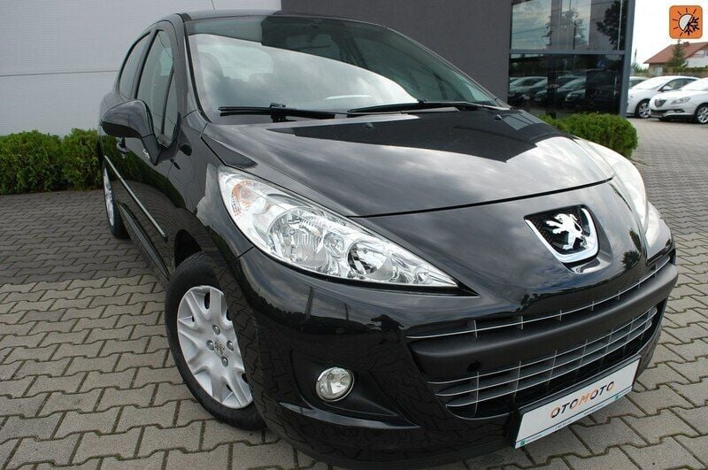 Czarny Używany 2011 Peugeot 207 Hatchback | 12 700 zł (Uczciwa cena) - Obraz 1/4
