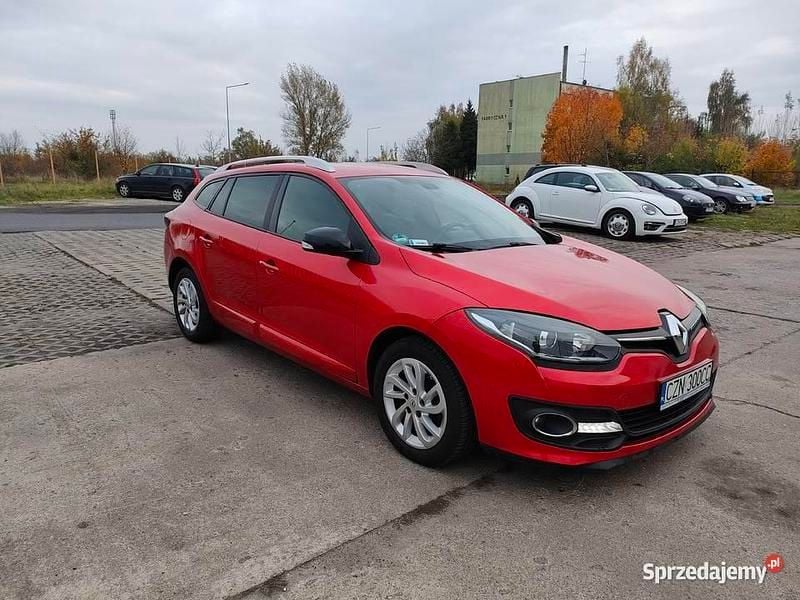 Używany Renault Mégane III 2016 Czerwony Kombi