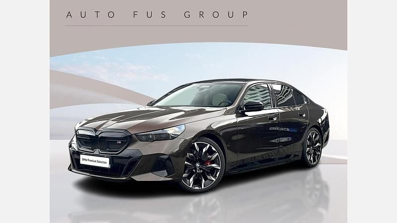 Lakierowanie specjalne bmw individual Używany 2025 BMW i5 Comfort Edition Sedan/Limuzyna | 349 900 zł - Obraz 1/3