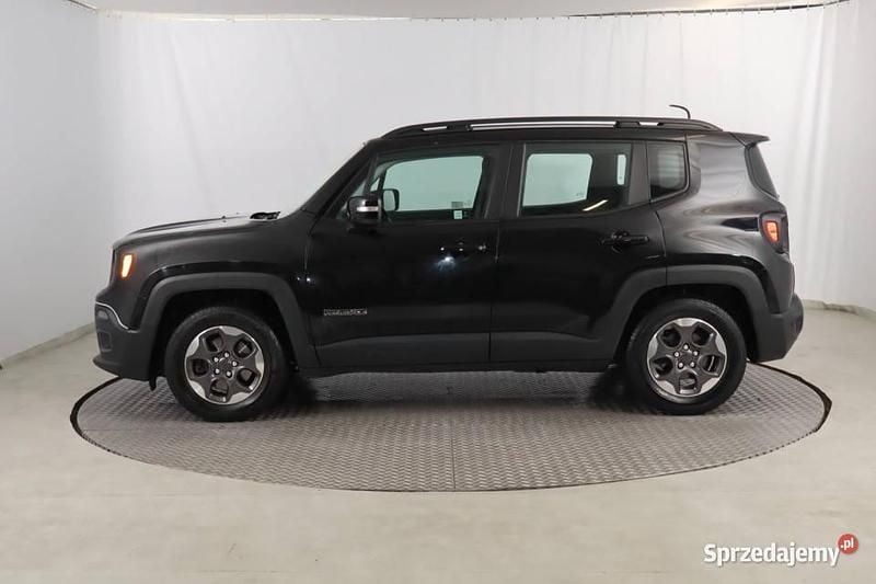 Używany Jeep Renegade 110 KM (80 kW) 2016 Czarny SUV