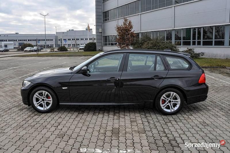 Używany BMW 320 2011
