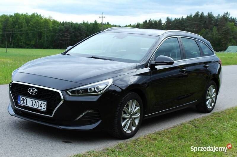 Czarny Używany 2020 Hyundai i30 Kombi | 56 900 zł (Uczciwa cena) - Obraz 1/4