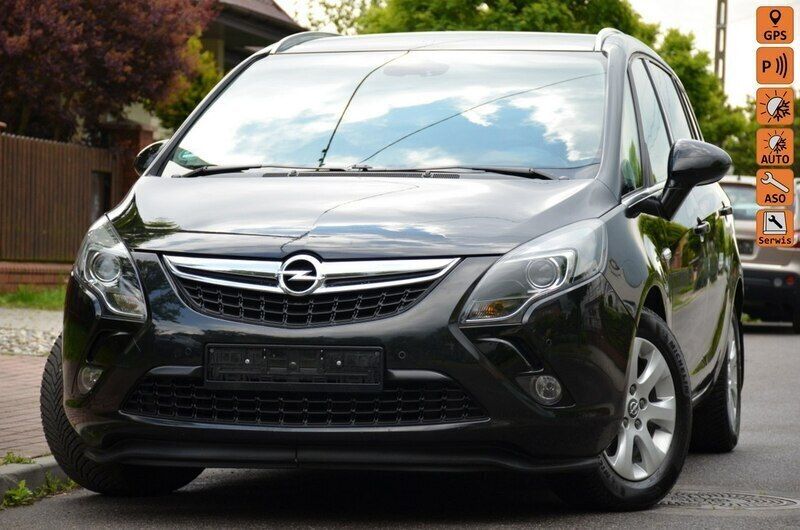 Czarny Używany 2014 Opel Zafira Minivan | 28 500 zł (Dobra cena) - Obraz 1/4