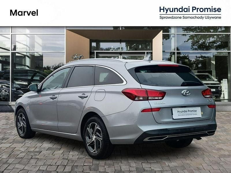 Używany Hyundai i30 2024 Srebrny Kombi