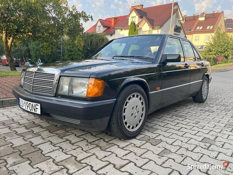 Używany 1989 Mercedes 190 | 25 000 zł - Obraz 1/4