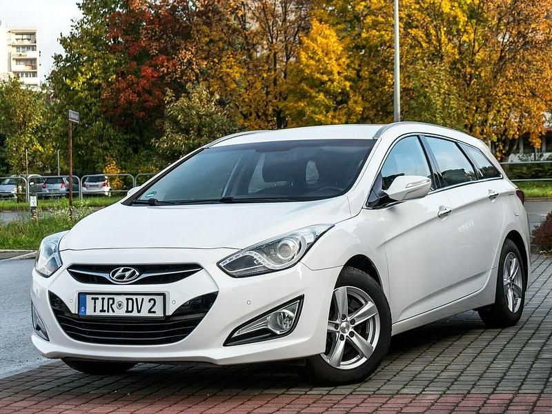 Biały Używany 2014 Hyundai i40 Kombi | 32 900 zł (Uczciwa cena) - Obraz 1/4