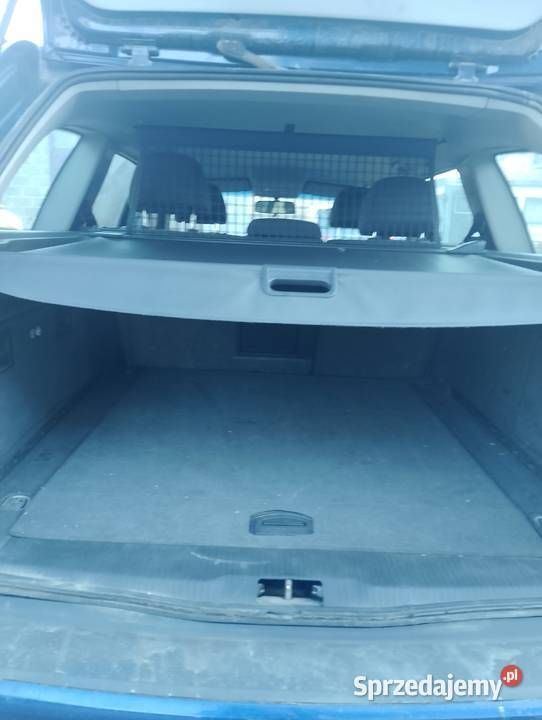 Granatowy Używany 2004 Opel Vectra Kombi | 3500 zł (Uczciwa cena) - Obraz 1/4