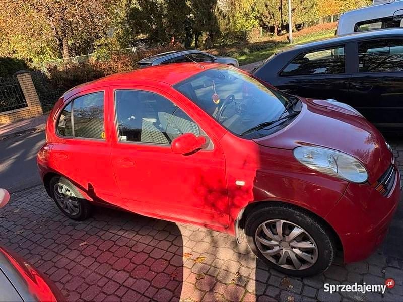 Czerwony Używany 2005 Nissan Micra Sedan/Limuzyna | 3800 zł - Obraz 1/3