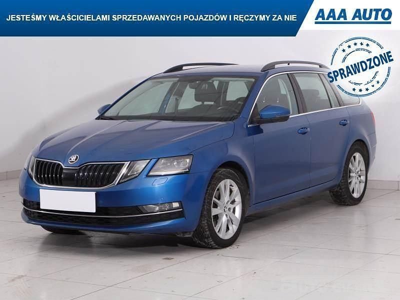 Używany Skoda Octavia 2018 Błękitny
