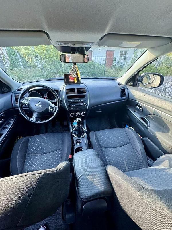 Używany Mitsubishi ASX 117 KM (86 kW) 2011 Czarny SUV