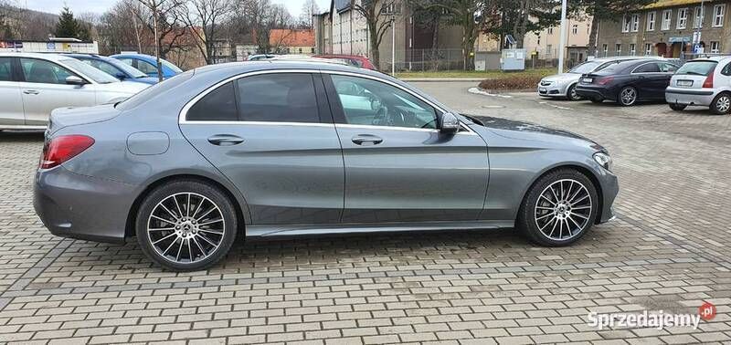 Używany 2017 Mercedes 200 AMG Sedan/Limuzyna | 110 000 zł - Obraz 1/4