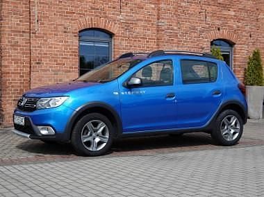 Niebieski Używany 2016 Dacia Sandero Stepway Hatchback | 31 900 zł (Dość drogi) - Obraz 1/4