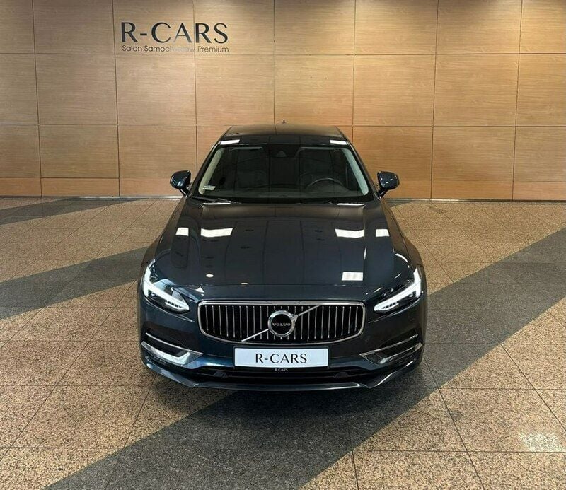 Używany Volvo S90 235 KM (172 kW) 2018 Niebieski (metalik) Sedan/Limuzyna